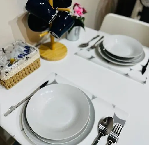 10f Luxury 1br At Park Mckinley West Near Venice Mall * Manila