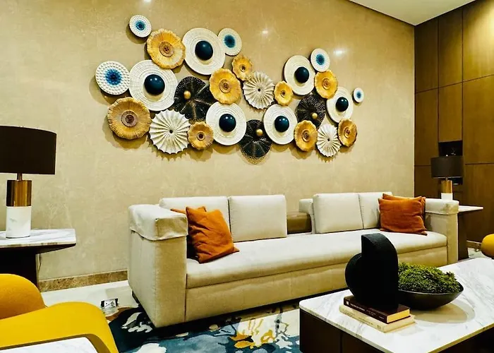 10f Luxury 1br At Park Mckinley West Near Venice Mall Apartment Manila